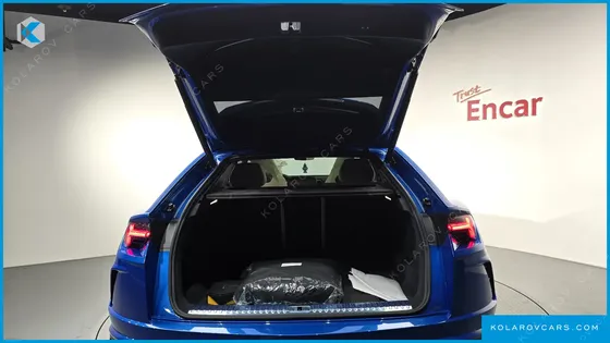 LAMBORGHINI URUS 4.0 V8
