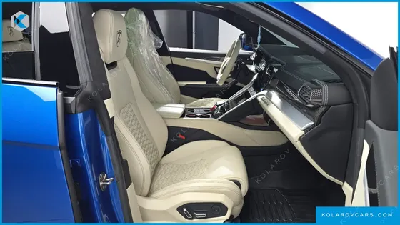LAMBORGHINI URUS 4.0 V8