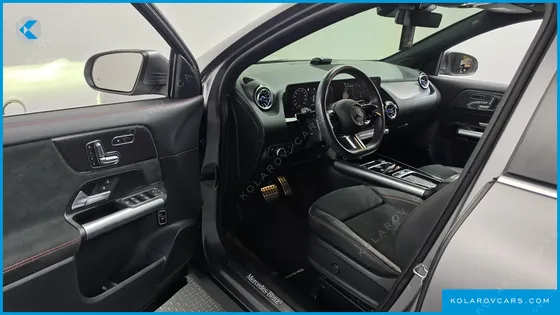 MERCEDES GLA-CLASS GLA250 4MATIC