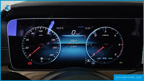 MERCEDES E-CLASS E220D 4MATIC EXCLUSIVE