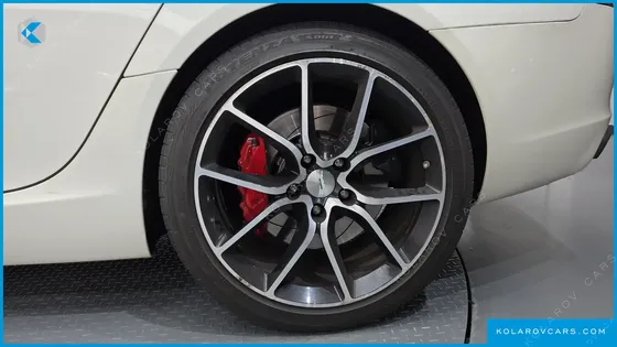 ASTON MARTIN RAPID 6.0S V12