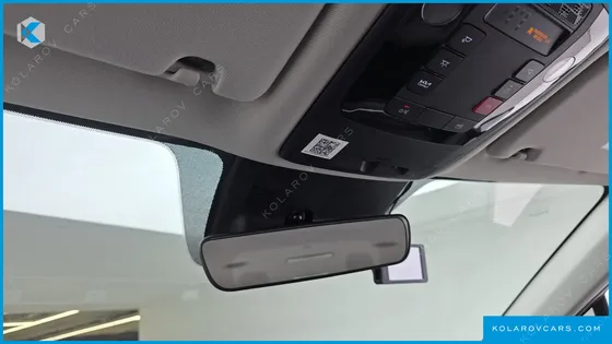 KIA CARNIVAL HEV 9 SEATER PRESTIGE