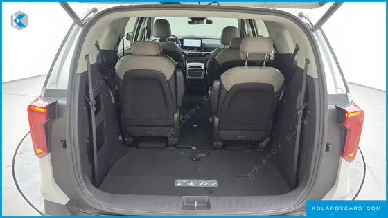 KIA CARNIVAL HEV 9 SEATER PRESTIGE