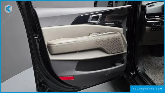 KIA CARNIVAL HEV 7SEATER SIGNATURE