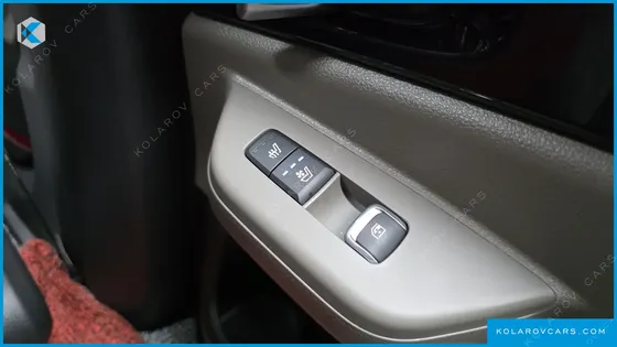 KIA CARNIVAL HEV 7SEATER SIGNATURE
