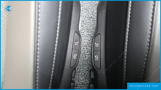 KIA CARNIVAL HEV 7SEATER SIGNATURE