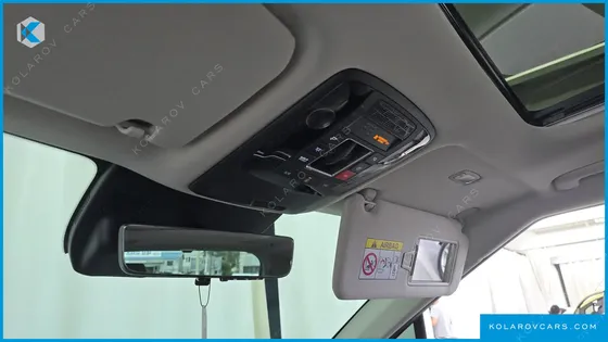 KIA CARNIVAL DIESEL 9-SEATER GRAVITY