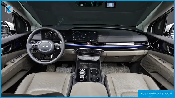 KIA CARNIVAL DIESEL 9-SEATER SIGNATURE