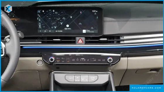 KIA CARNIVAL DIESEL 9-SEATER SIGNATURE