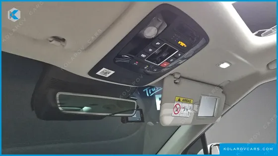 KIA CARNIVAL DIESEL 9-SEATER SIGNATURE