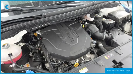 KIA CARNIVAL DIESEL 7-SEATER SIGNATURE