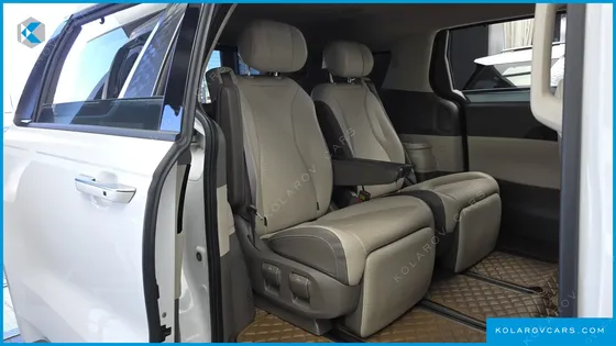 KIA CARNIVAL DIESEL 7-SEATER SIGNATURE