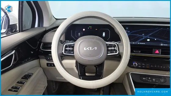 KIA CARNIVAL DIESEL 7-SEATER SIGNATURE
