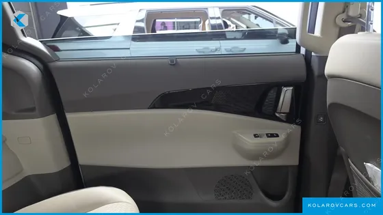KIA CARNIVAL DIESEL 7-SEATER SIGNATURE