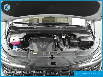 KIA CARNIVAL GASOLINE 7 SEATER X LINE