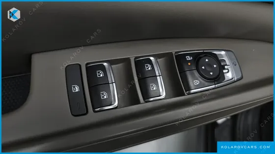 KIA CARNIVAL HEV 9SEATER NOBLESS