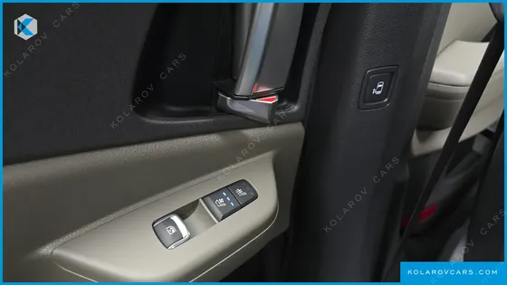 KIA CARNIVAL HEV 9SEATER NOBLESS