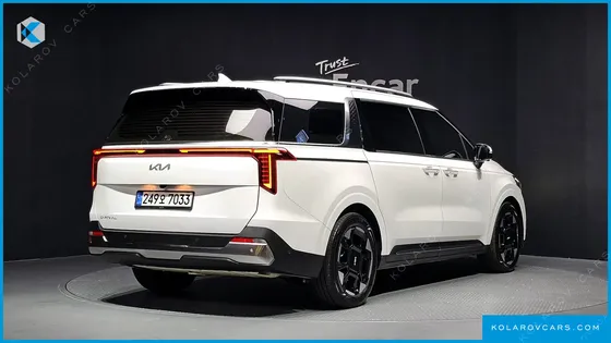 KIA CARNIVAL GASOLINE 7-SEATER NOBLESSE