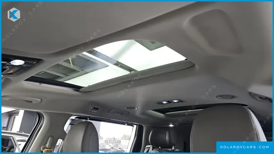 KIA CARNIVAL GASOLINE 7-SEATER NOBLESSE