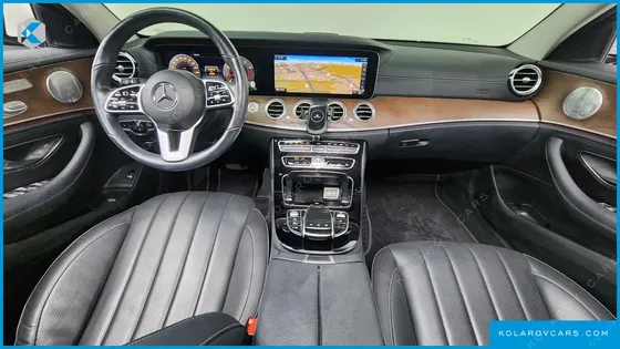 MERCEDES E-CLASS E300 4MATIC EXCLUSIVE