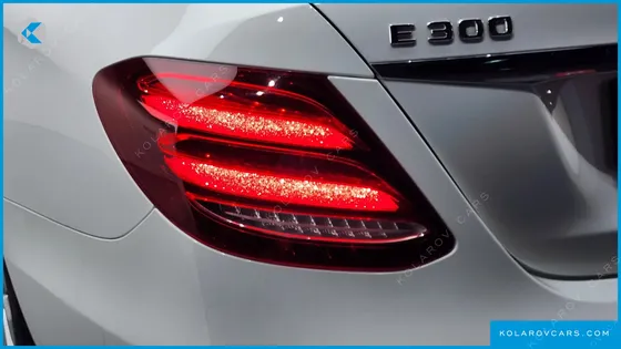 MERCEDES E-CLASS E300 4MATIC EXCLUSIVE