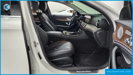 MERCEDES E-CLASS E300 4MATIC EXCLUSIVE