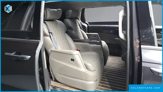 KIA CARNIVAL HEV 9SEATER GRAVITY