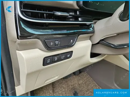 KIA CARNIVAL HEV 9-SEATER HI-LIMOUSINE (SPECIAL VEHICLE)