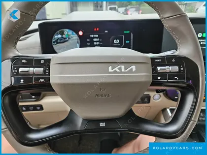 KIA CARNIVAL HEV 9-SEATER HI-LIMOUSINE (SPECIAL VEHICLE)