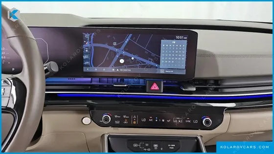 KIA CARNIVAL GASOLINE 7-SEATER GRAVITY