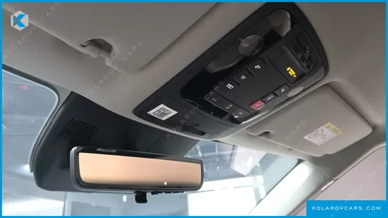 KIA CARNIVAL GASOLINE 9-SEATER SIGNATURE