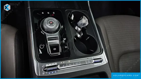 KIA CARNIVAL HEV 9SEATER SIGNATURE