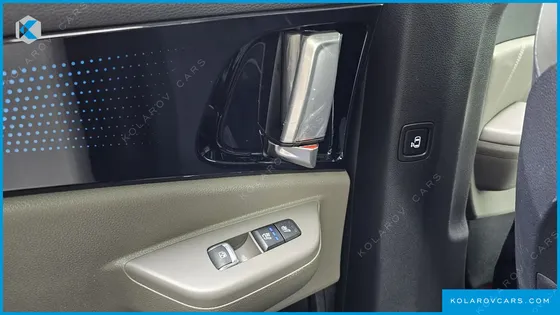 KIA CARNIVAL HEV 9SEATER SIGNATURE