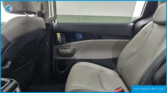 KIA CARNIVAL HEV 9SEATER SIGNATURE
