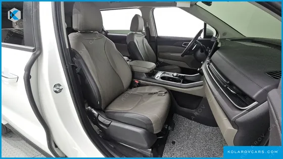 KIA CARNIVAL DIESEL 9-SEATER PRESTIGE