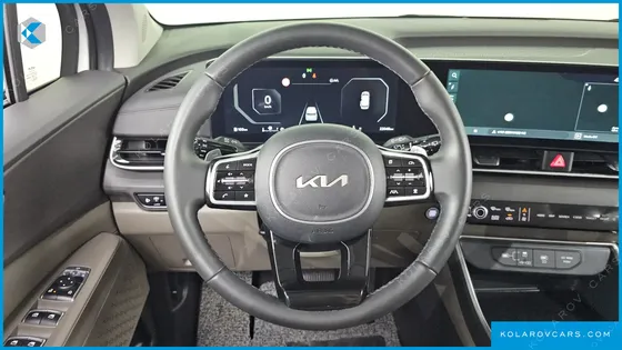 KIA CARNIVAL DIESEL 9-SEATER PRESTIGE