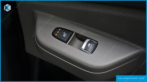 KIA CARNIVAL DIESEL 9-SEATER PRESTIGE