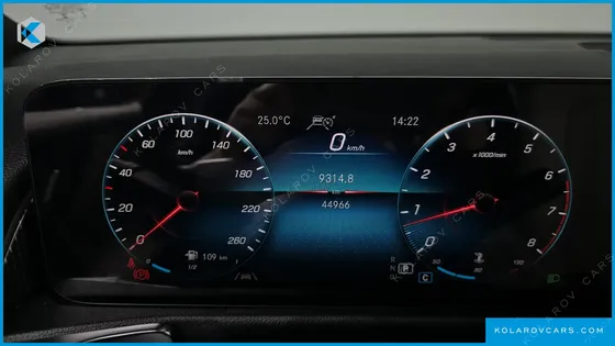 MERCEDES GLB-CLASS GLB220