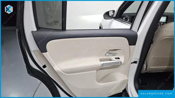 MERCEDES GLB-CLASS GLB220