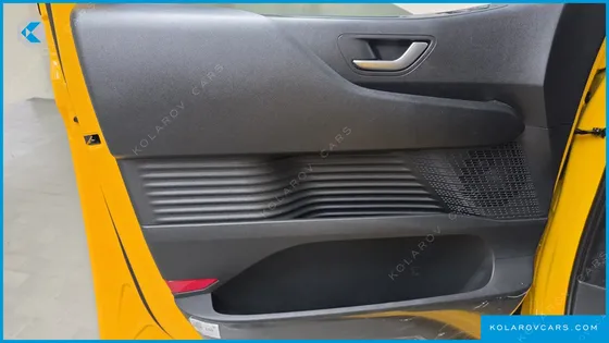 HYUNDAI STARIA EV TOURER 11-SEATER