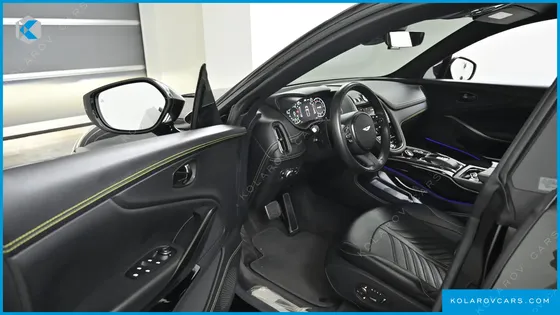 ASTON MARTIN DBX 4.0 V8 707
