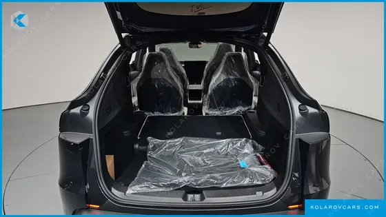 TESLA MODEL Y L LONG RANGE AWD