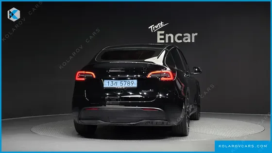 TESLA MODEL Y RWD