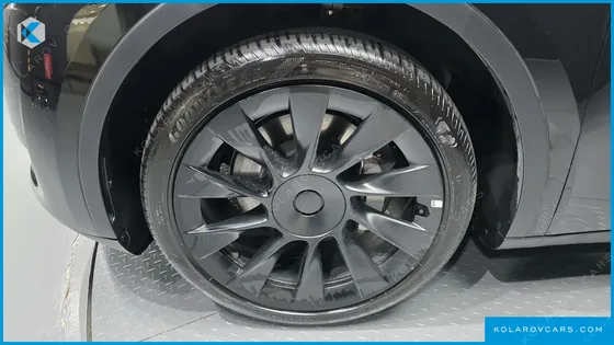 TESLA MODEL Y RWD