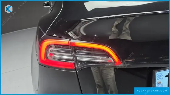 TESLA MODEL Y RWD