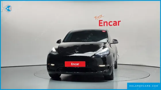 TESLA MODEL Y STANDARD RANGE RWD