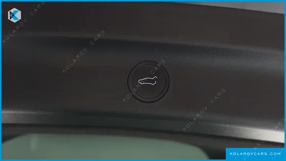 TESLA MODEL Y STANDARD RANGE RWD