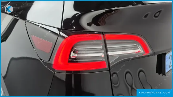 TESLA MODEL Y STANDARD RANGE RWD