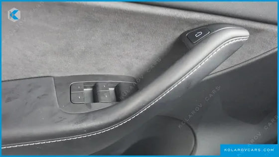 TESLA MODEL Y STANDARD RANGE RWD