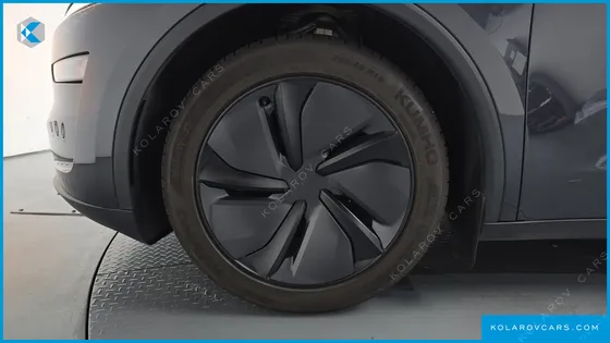 TESLA MODEL Y RWD